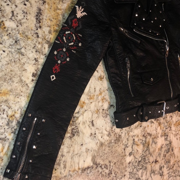 Leather Jacket!!! - Picture 4 of 8